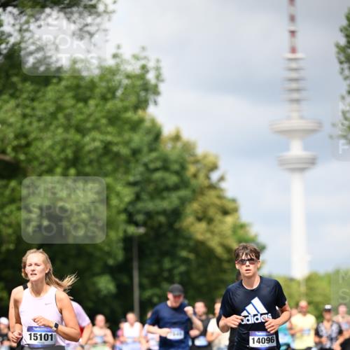 29.06.2025 - hella hamburg halbmarathon Dr. Thomas Lammeyer http://msf.ph/oto/8383190 29.06.2025 10:42:48 Kennedybrücke 1394, 1457, 1596, 1721, 1791, 1901, 2113, 2151, 2693, 2786, 3094, 3095, 3242, 3323, 3338, 3716, 3841, 3927, 4139, 4259, 4260, 5085, 5089, 5155, 5161, 5300, 5713, 6199, 6200, 6695, 6696, 6751, 6930, 7117, 7118, 7119, 7165, 7244, 7371, 7552, 7561, 7692, 7849, 7914, 8583, 8615, 8635, 8747, 9004, 9424, 9500, 9689, 9699, 10584 meine-sportfotos.de