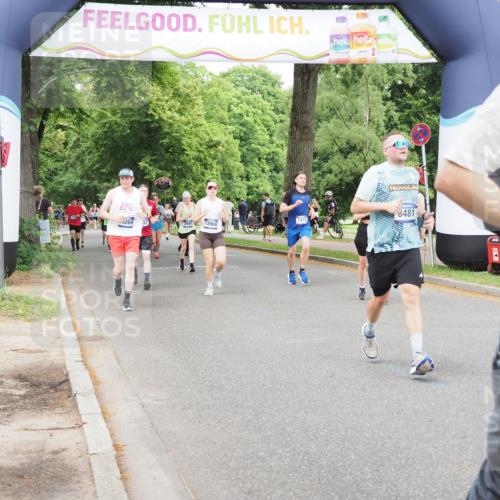 29.06.2025 - hella hamburg halbmarathon MichiJ http://msf.ph/oto/8383225 29.06.2025 10:46:50 Zwischen KM18-KM19 3780, 6327, 8481, 8531, 9741, 10271, 11366, 13993, 14471, 14577, 14631, 15269, 18063, 18624 meine-sportfotos.de