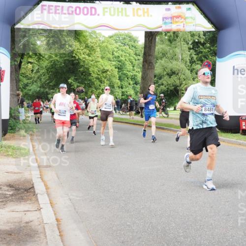 29.06.2025 - hella hamburg halbmarathon MichiJ http://msf.ph/oto/8383232 29.06.2025 10:46:50 Zwischen KM18-KM19 3780, 6327, 8481, 8531, 9741, 10271, 11366, 13993, 14471, 14577, 14631, 15269, 18063, 18624 meine-sportfotos.de