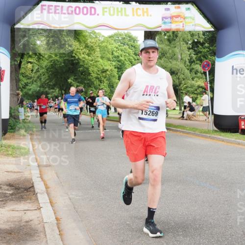 29.06.2025 - hella hamburg halbmarathon MichiJ http://msf.ph/oto/8383431 29.06.2025 10:46:53 Zwischen KM18-KM19 2091, 7476, 8481, 8531, 10271, 12908, 13993, 14631, 15269, 18624, 18701 meine-sportfotos.de