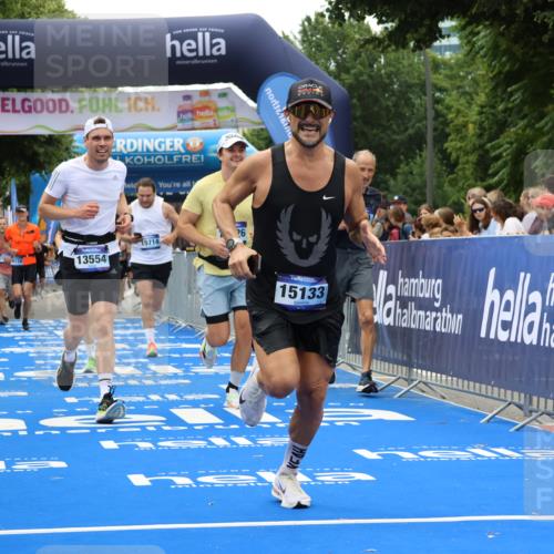 29.06.2025 - hella hamburg halbmarathon Strokosch-Dieckow http://msf.ph/oto/8383511 29.06.2025 10:46:36 Ziel 1920, 1942, 4497, 5459, 8482, 9051, 9232, 9386, 9529, 13525, 13554, 15026, 15133, 15206, 15714, 16175, 17281, 17461, 17743, 17865, 18297, 18882, 19128 meine-sportfotos.de