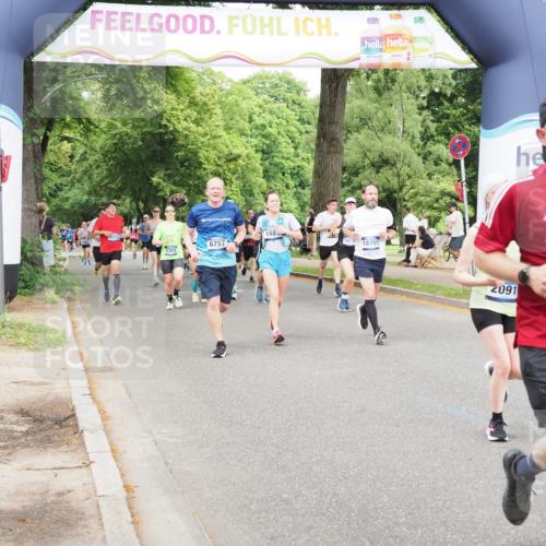 29.06.2025 - hella hamburg halbmarathon MichiJ http://msf.ph/oto/8383547 29.06.2025 10:46:55 Zwischen KM18-KM19 1681, 2091, 6757, 7476, 8481, 8531, 10271, 12908, 14631, 15269, 17491, 18130, 18202, 18624, 18701 meine-sportfotos.de