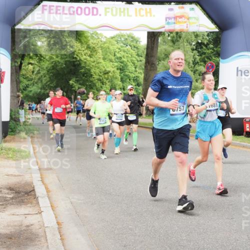 29.06.2025 - hella hamburg halbmarathon MichiJ http://msf.ph/oto/8383682 29.06.2025 10:46:56 Zwischen KM18-KM19 1681, 2091, 6757, 7476, 8531, 12908, 14631, 15269, 17491, 18130, 18200, 18202, 18556, 18624, 18701 meine-sportfotos.de