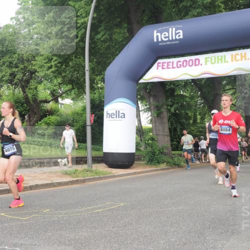 29.06.2025 - hella hamburg halbmarathon KatJ http://msf.ph/oto/8383976 29.06.2025 10:25:36 Zwischen KM18-KM19 1411, 1571, 4860, 8084, 8362 meine-sportfotos.de