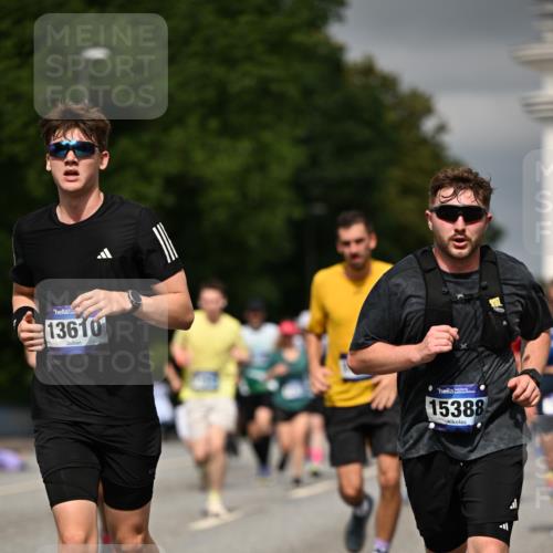 29.06.2025 - hella hamburg halbmarathon Dr. Thomas Lammeyer http://msf.ph/oto/8384658 29.06.2025 10:20:18 Kennedybrücke 1212, 1244, 1308, 1599, 2071, 2165, 2436, 2601, 2803, 3156, 3176, 3484, 3648, 4478, 4583, 4637, 4828, 6024, 6742, 6935, 7158, 7753, 7792, 8057, 8169, 8274, 8295, 8554, 8597, 8645, 8707, 8847, 9601, 9628, 9784, 9802, 9810, 9881, 10107, 10139, 10141, 10183, 10292, 10844, 11236, 11344, 11345 meine-sportfotos.de