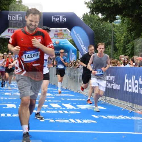 29.06.2025 - hella hamburg halbmarathon Strokosch-Dieckow http://msf.ph/oto/8384713 29.06.2025 10:46:19 Ziel 1569, 1600, 2048, 2222, 2590, 2842, 3056, 4237, 4949, 6388, 6421, 6691, 6978, 7335, 8142, 8981, 9497, 10796, 11185, 11773, 12171, 12651, 12891, 13698, 14045, 14200, 14228, 14262, 14482, 15157, 16127, 17190, 18118, 18211, 18637, 19209 meine-sportfotos.de
