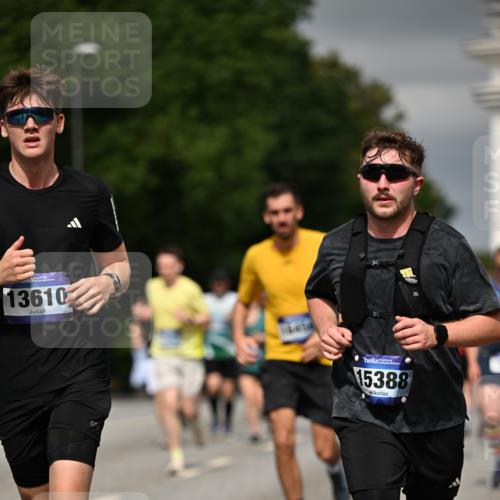 29.06.2025 - hella hamburg halbmarathon Dr. Thomas Lammeyer http://msf.ph/oto/8384746 29.06.2025 10:20:18 Kennedybrücke 1212, 1244, 1308, 1599, 2071, 2165, 2436, 2601, 2803, 3156, 3176, 3484, 3648, 4478, 4583, 4637, 4828, 6024, 6742, 6935, 7158, 7753, 7792, 8057, 8169, 8274, 8295, 8554, 8597, 8645, 8707, 8847, 9601, 9628, 9784, 9802, 9810, 9881, 10107, 10139, 10141, 10183, 10292, 10844, 11236, 11344, 11345 meine-sportfotos.de