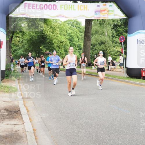 29.06.2025 - hella hamburg halbmarathon MichiJ http://msf.ph/oto/8384808 29.06.2025 10:47:13 Zwischen KM18-KM19 5272, 8749, 12422, 13583, 14902, 14965, 18133, 18551 meine-sportfotos.de