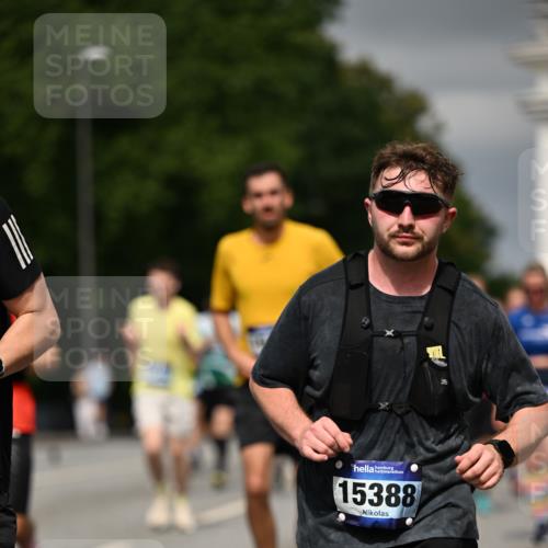 29.06.2025 - hella hamburg halbmarathon Dr. Thomas Lammeyer http://msf.ph/oto/8384928 29.06.2025 10:20:19 Kennedybrücke 1212, 1244, 1308, 1599, 2071, 2165, 2436, 2601, 2803, 3156, 3176, 3484, 3648, 4478, 4583, 4637, 6024, 6742, 6935, 7158, 7753, 7792, 8057, 8169, 8274, 8295, 8554, 8597, 8645, 8707, 8847, 9601, 9628, 9784, 9802, 9810, 10107, 10139, 10141, 10183, 10292, 10844, 11236, 11344, 11345 meine-sportfotos.de