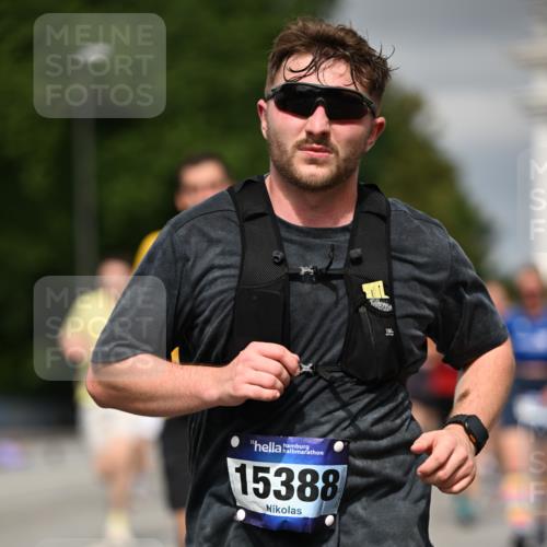 29.06.2025 - hella hamburg halbmarathon Dr. Thomas Lammeyer http://msf.ph/oto/8384992 29.06.2025 10:20:19 Kennedybrücke 1212, 1244, 1308, 1599, 2071, 2165, 2436, 2601, 2803, 3156, 3176, 3484, 3648, 4478, 4583, 4637, 6024, 6742, 6935, 7158, 7753, 7792, 8057, 8169, 8274, 8295, 8554, 8597, 8645, 8707, 8847, 9601, 9628, 9784, 9802, 9810, 10107, 10139, 10141, 10183, 10292, 10844, 11236, 11344, 11345 meine-sportfotos.de