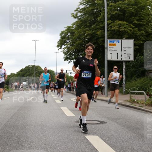 29.06.2025 - hella hamburg halbmarathon Yannick Fuchs http://msf.ph/oto/8385048 29.06.2025 10:55:12 20KM 1188, 1453, 1823, 2426, 2661, 3698, 5379, 5602, 5603, 5613, 5775, 6674, 6708, 6921, 7250, 7306, 7759, 8177, 8483, 9071, 9453, 9611, 9752, 9984, 10295, 10882, 11515, 12377, 12789, 12908, 13516, 13558, 15008, 16614, 16621, 17145, 17181, 17226, 17670, 17951, 18133, 19242 meine-sportfotos.de
