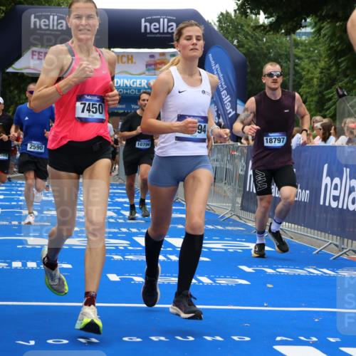 29.06.2025 - hella hamburg halbmarathon Strokosch-Dieckow http://msf.ph/oto/8385164 29.06.2025 10:46:11 Ziel 1569, 1759, 2048, 2590, 2707, 3056, 3087, 4949, 6388, 7450, 7961, 9497, 9585, 10796, 11094, 11125, 13630, 14200, 14262, 16136, 16466, 16475, 17190, 18702, 18797 meine-sportfotos.de