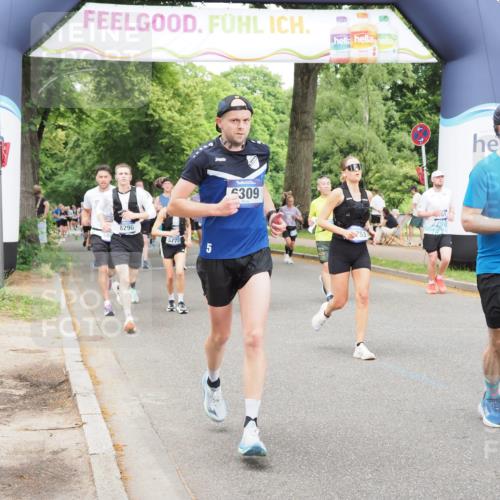 29.06.2025 - hella hamburg halbmarathon MichiJ http://msf.ph/oto/8385177 29.06.2025 10:47:17 Zwischen KM18-KM19 5775, 5885, 6309, 7761, 8003, 10576, 11753, 12422, 16915, 17145, 17952, 18029, 18133, 18266 meine-sportfotos.de