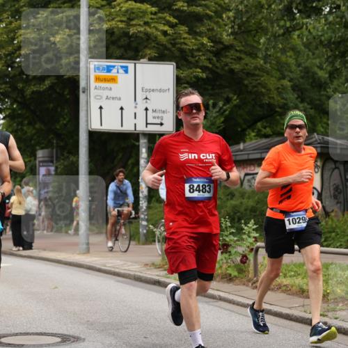 29.06.2025 - hella hamburg halbmarathon Yannick Fuchs http://msf.ph/oto/8385494 29.06.2025 10:55:15 20KM 1188, 1453, 1823, 2391, 2426, 2661, 5379, 5602, 5603, 5613, 5775, 6674, 6708, 6921, 7033, 7250, 7757, 8177, 8483, 9071, 9453, 9611, 9752, 9932, 9984, 10295, 10882, 11515, 12377, 12789, 12908, 13516, 13558, 15008, 16614, 17145, 17181, 17226, 17670, 17951, 18133 meine-sportfotos.de