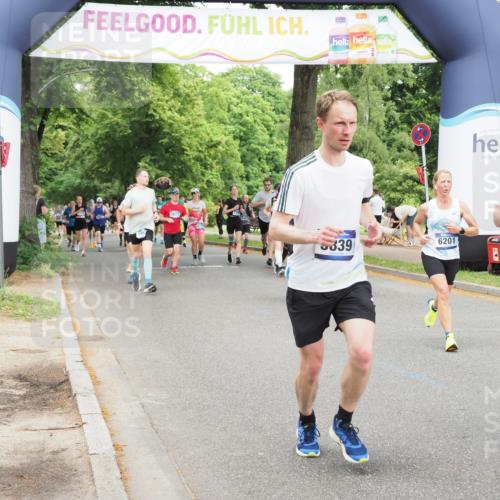 29.06.2025 - hella hamburg halbmarathon MichiJ http://msf.ph/oto/8385609 29.06.2025 10:47:23 Zwischen KM18-KM19 2978, 5775, 5839, 5885, 6201, 6309, 7761, 8290, 8662, 10576, 11114, 11753, 12491, 12862, 14224, 15785, 16915, 17630, 17952, 18029, 18266, 18757, 19159, 19166 meine-sportfotos.de