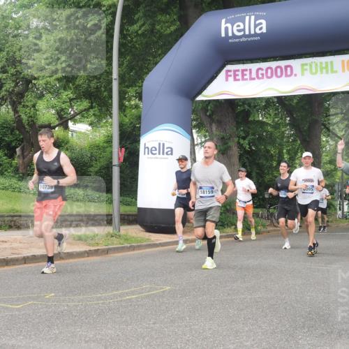 29.06.2025 - hella hamburg halbmarathon KatJ http://msf.ph/oto/8385797 29.06.2025 10:25:58 Zwischen KM18-KM19 6095 meine-sportfotos.de