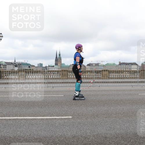 29.06.2025 - hella hamburg halbmarathon Lena Gebhardt http://msf.ph/oto/8385890 29.06.2025 09:17:35 Lombardsbrücke  meine-sportfotos.de