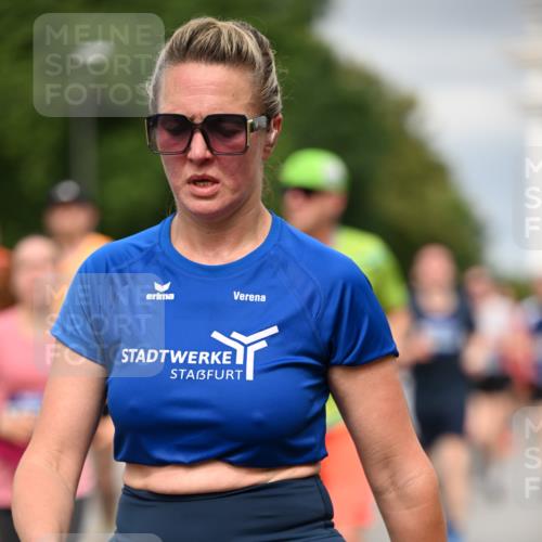 29.06.2025 - hella hamburg halbmarathon Dr. Thomas Lammeyer http://msf.ph/oto/8386311 29.06.2025 10:20:27 Kennedybrücke 1212, 1244, 1599, 2165, 2347, 2803, 2912, 3030, 3134, 3156, 3176, 3484, 3648, 3687, 4478, 4583, 4637, 5036, 6024, 6742, 6935, 7158, 7358, 7753, 7792, 8263, 8295, 8554, 8597, 8645, 8707, 8847, 8857, 9332, 9492, 9601, 9628, 9802, 9810, 9891, 10076, 10107, 10139, 10141, 10183, 10292, 10575, 10844, 11236, 11344, 11345, 11428 meine-sportfotos.de