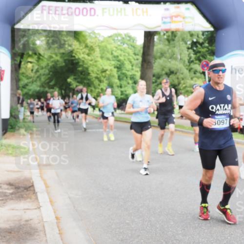 29.06.2025 - hella hamburg halbmarathon MichiJ http://msf.ph/oto/8386384 29.06.2025 10:47:35 Zwischen KM18-KM19 1364, 1653, 3097, 4068, 4592, 6487, 6921, 7033, 8191, 8923, 9020, 9021, 10031, 10036, 10534, 10943, 13459, 13488, 15525, 15673, 16439, 17860, 17951 meine-sportfotos.de