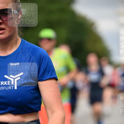29.06.2025 - hella hamburg halbmarathon Dr. Thomas Lammeyer http://msf.ph/oto/8386401 29.06.2025 10:20:28 Kennedybrücke 1244, 1599, 2165, 2347, 2803, 2912, 3030, 3134, 3156, 3176, 3484, 3648, 3687, 4478, 4583, 4637, 5036, 6024, 6742, 6935, 7158, 7358, 7753, 7792, 8263, 8295, 8554, 8597, 8645, 8707, 8847, 8857, 9332, 9492, 9601, 9628, 9802, 9810, 9891, 10076, 10107, 10139, 10141, 10183, 10292, 10575, 10844, 11236, 11344, 11345, 11428 meine-sportfotos.de