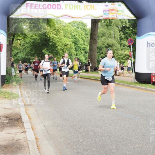 29.06.2025 - hella hamburg halbmarathon MichiJ http://msf.ph/oto/8386476 29.06.2025 10:47:38 Zwischen KM18-KM19 1453, 1653, 2086, 3097, 4068, 6921, 7033, 8923, 9020, 9021, 10031, 10036, 10943, 15525, 15673, 16439, 17860, 17951 meine-sportfotos.de