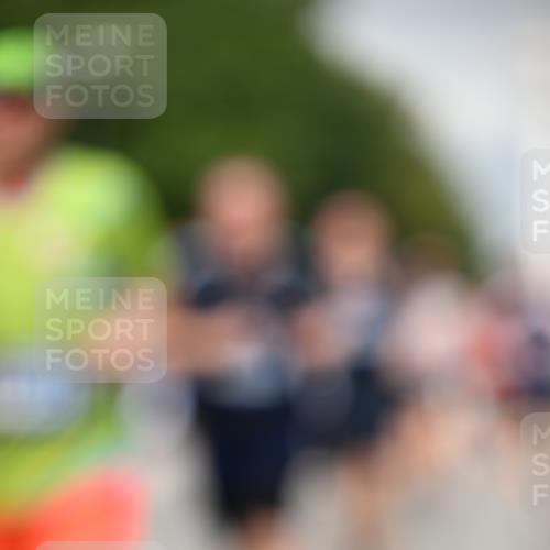 29.06.2025 - hella hamburg halbmarathon Dr. Thomas Lammeyer http://msf.ph/oto/8386802 29.06.2025 10:20:29 Kennedybrücke 1244, 1599, 2165, 2347, 2803, 2912, 3030, 3134, 3156, 3176, 3484, 3648, 3687, 4478, 4583, 4637, 5036, 6024, 6742, 6935, 7158, 7358, 7753, 7792, 8263, 8295, 8554, 8597, 8645, 8707, 8847, 8857, 9332, 9492, 9601, 9628, 9802, 9810, 9891, 10076, 10107, 10139, 10141, 10183, 10292, 10575, 11236, 11344, 11345, 11428 meine-sportfotos.de