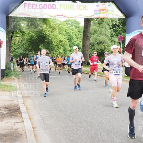 29.06.2025 - hella hamburg halbmarathon MichiJ http://msf.ph/oto/8387000 29.06.2025 10:47:45 Zwischen KM18-KM19 1006, 1190, 1414, 1453, 2011, 2086, 2322, 2323, 8483, 11702, 11782, 12787, 13086, 15901 meine-sportfotos.de