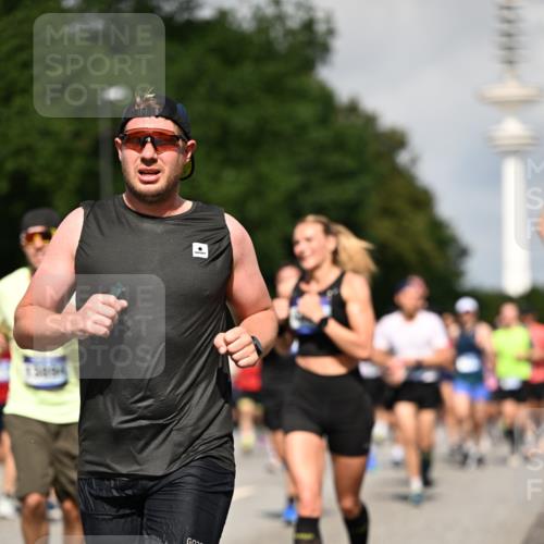 29.06.2025 - hella hamburg halbmarathon Dr. Thomas Lammeyer http://msf.ph/oto/8387094 29.06.2025 09:59:28 Kennedybrücke 1151, 1200, 1216, 1461, 1630, 1683, 1689, 1696, 1706, 2207, 2706, 3213, 3654, 3692, 3945, 4033, 4088, 4127, 4189, 4324, 4345, 4601, 4847, 4890, 4938, 5421, 6009, 6481, 6691, 6938, 6994, 7056, 7100, 7224, 7269, 7312, 7332, 7367, 7657, 8139, 8205, 8216, 8234, 8302, 8454, 8720, 8856, 8899, 8955, 8977, 9491, 9551, 9934, 9959, 10115, 10263, 10811, 11356 meine-sportfotos.de