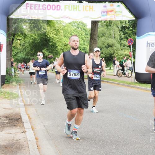 29.06.2025 - hella hamburg halbmarathon MichiJ http://msf.ph/oto/8387368 29.06.2025 10:47:55 Zwischen KM18-KM19 3740, 5602, 5603, 5708, 6580, 7006, 7757, 8154, 8421, 8422, 9932, 10797, 11465, 11515, 13516, 14605, 15897, 16614, 17045 meine-sportfotos.de