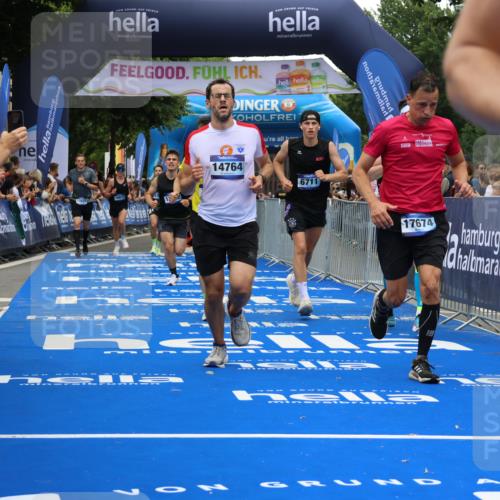 29.06.2025 - hella hamburg halbmarathon Strokosch-Dieckow http://msf.ph/oto/8387407 29.06.2025 10:45:39 Ziel 2138, 4854, 5047, 5623, 6071, 6711, 8374, 8668, 11291, 11495, 12154, 13975, 14374, 14764, 15666, 16617, 17332, 17674, 17835, 18862, 18878 meine-sportfotos.de