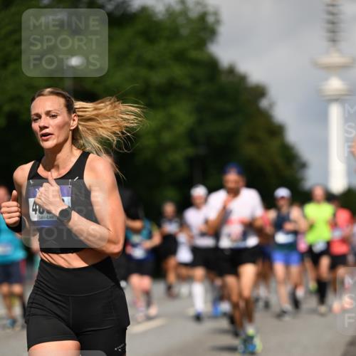 29.06.2025 - hella hamburg halbmarathon Dr. Thomas Lammeyer http://msf.ph/oto/8387429 29.06.2025 09:59:30 Kennedybrücke 1151, 1200, 1216, 1461, 1630, 1689, 1696, 1706, 2207, 3213, 3654, 3692, 3945, 4033, 4088, 4127, 4324, 4345, 4346, 4601, 4847, 4890, 4938, 5421, 5708, 6009, 6481, 6691, 6938, 6994, 7056, 7100, 7224, 7269, 7312, 7332, 7367, 7657, 8139, 8205, 8216, 8234, 8302, 8454, 8856, 8899, 8955, 8977, 9491, 9551, 9934, 10263, 10596, 10811, 11356 meine-sportfotos.de