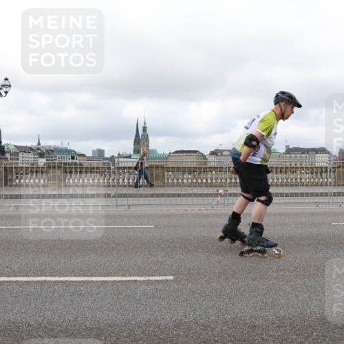 29.06.2025 - hella hamburg halbmarathon Lena Gebhardt http://msf.ph/oto/8387520 29.06.2025 09:17:43 Lombardsbrücke  meine-sportfotos.de