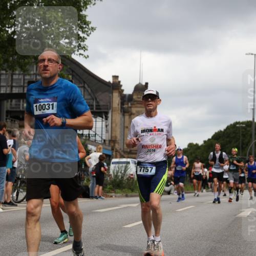 29.06.2025 - hella hamburg halbmarathon Yannick Fuchs http://msf.ph/oto/8387855 29.06.2025 10:55:34 20KM 2086, 2391, 2591, 3400, 4068, 5613, 5839, 5870, 6391, 7033, 7049, 7757, 8364, 8531, 8590, 9453, 9752, 9932, 10031, 10177, 10746, 10882, 11465, 11515, 12125, 12787, 13064, 13086, 13491, 13699, 14605, 14628, 15008, 15520, 15733, 16128, 16145, 16614, 17670 meine-sportfotos.de