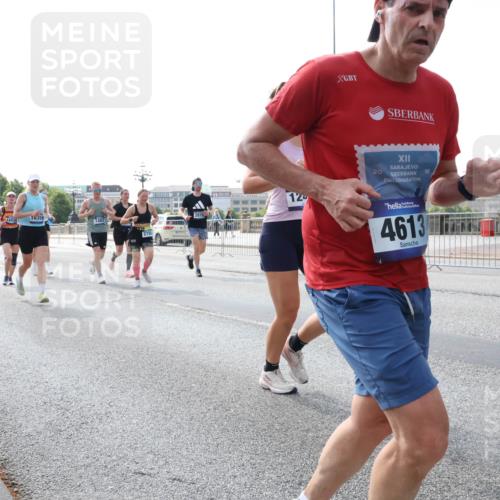 29.06.2025 - hella hamburg halbmarathon Lena Gebhardt http://msf.ph/oto/8399247 29.06.2025 10:03:06 Lombardsbrücke 18359, 18827, 1482, 2816, 12, 4613, 1135, 1138, 1414, 1450, 1482, 2594, 2619, 2780, 2782, 2810, 2819, 3225, 3572, 3630, 3919, 4204, 4511, 4613, 4665, 4904, 5734, 6208, 6217, 6453, 6752, 6815, 6997, 7210, 7211, 7290, 7706, 7888, 7935, 8364, 8481, 8483, 8614, 8624, 9006, 9439, 9453, 10128, 10295, 10539, 10824, 11250, 11515, 11556, 11935, 11968, 12169, 12177, 12211, 12212, 12422, 12843, 12908, 13036, 13474, 13664, 13732, 13857, 13874, 14224 meine-sportfotos.de