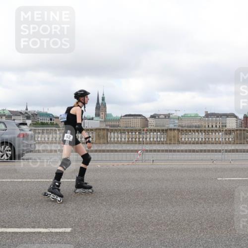 29.06.2025 - hella hamburg halbmarathon Lena Gebhardt http://msf.ph/oto/8399394 29.06.2025 09:18:10 Lombardsbrücke 20052, 52 meine-sportfotos.de