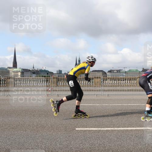 29.06.2025 - hella hamburg halbmarathon Lena Gebhardt http://msf.ph/oto/8399667 29.06.2025 08:53:11 Lombardsbrücke  meine-sportfotos.de