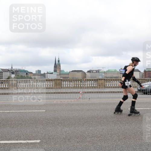 29.06.2025 - hella hamburg halbmarathon Lena Gebhardt http://msf.ph/oto/8399702 29.06.2025 09:18:10 Lombardsbrücke 20052, 52 meine-sportfotos.de