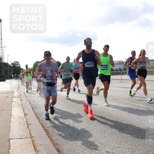 29.06.2025 - hella hamburg halbmarathon Lena Gebhardt http://msf.ph/oto/8400049 29.06.2025 09:48:53 Lombardsbrücke 18004, 14820, 13372, 17078, 17612, 18614, 8002, 40, 1042, 1290, 1505, 1571, 1600, 1603, 1710, 2044, 2262, 2399, 2707, 2797, 3480, 3547, 4062, 4359, 4381, 5003, 5124, 5307, 5554, 5709, 6037, 6047, 6993, 7152, 7154, 7310, 7482, 7743, 7884, 7981, 8002, 8121, 8571, 9403, 9640, 9643, 10190, 10451, 10738, 10852, 10877, 11106, 11177, 11423, 11447, 12044, 12051, 12088, 12091, 12168, 12488, 12739, 13064, 13137, 13372, 13483, 13755, 13940, 13975, 14075, 14603, 15931 meine-sportfotos.de