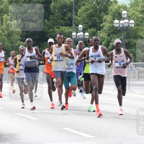 29.06.2025 - hella hamburg halbmarathon Lena Gebhardt http://msf.ph/oto/8400136 29.06.2025 09:31:07 Lombardsbrücke 25, 11, 5 meine-sportfotos.de