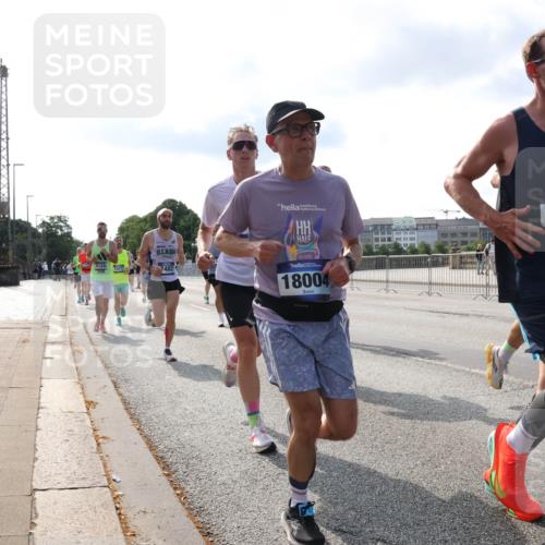 29.06.2025 - hella hamburg halbmarathon Lena Gebhardt http://msf.ph/oto/8400140 29.06.2025 09:48:54 Lombardsbrücke 7482, 18004, 14820, 117612, 1042, 1290, 1505, 1571, 1600, 1603, 1710, 2044, 2262, 2399, 2707, 2797, 3480, 3547, 4062, 4359, 4381, 5003, 5124, 5307, 5554, 5709, 6037, 6047, 6993, 7152, 7154, 7310, 7482, 7743, 7884, 7981, 8002, 8121, 8358, 8571, 9403, 9640, 9643, 10190, 10369, 10451, 10738, 10852, 10877, 11106, 11177, 11423, 11447, 12044, 12051, 12088, 12091, 12168, 12488, 12739, 13064, 13137, 13190, 13372, 13483, 13755, 13940, 13975, 14075, 14603, 15931 meine-sportfotos.de