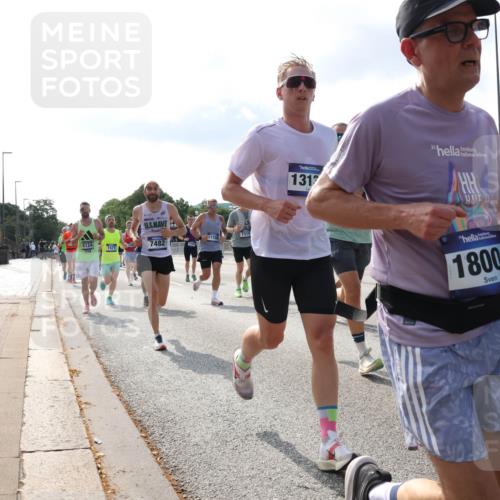 29.06.2025 - hella hamburg halbmarathon Lena Gebhardt http://msf.ph/oto/8400204 29.06.2025 09:48:54 Lombardsbrücke 124, 11105, 1571, 7482, 7310, 1312, 1800, 1042, 1290, 1505, 1571, 1600, 1603, 1710, 2044, 2262, 2399, 2707, 2797, 3480, 3547, 4062, 4359, 4381, 5003, 5124, 5307, 5554, 5709, 6037, 6047, 6993, 7152, 7154, 7310, 7482, 7743, 7884, 7981, 8002, 8121, 8358, 8571, 9403, 9640, 9643, 10190, 10369, 10451, 10738, 10852, 10877, 11106, 11177, 11423, 11447, 12044, 12051, 12088, 12091, 12168, 12488, 12739, 13064, 13137, 13190, 13372, 13483, 13755, 13940, 13975, 14075, 14603, 15931 meine-sportfotos.de