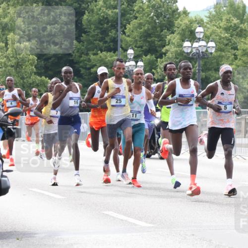 29.06.2025 - hella hamburg halbmarathon Lena Gebhardt http://msf.ph/oto/8400307 29.06.2025 09:31:07 Lombardsbrücke 4, 16, 25, 11 meine-sportfotos.de