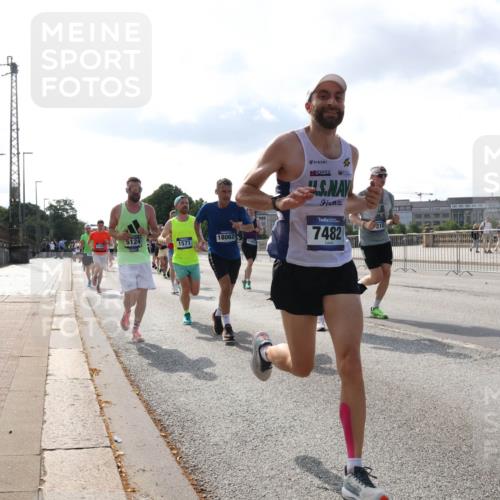 29.06.2025 - hella hamburg halbmarathon Lena Gebhardt http://msf.ph/oto/8400381 29.06.2025 09:48:55 Lombardsbrücke 18062, 5124, 1571, 11423, 11177, 7482, 310, 1042, 1290, 1505, 1571, 1600, 1603, 1710, 2044, 2262, 2399, 2707, 2797, 3480, 3547, 4062, 4359, 4381, 5003, 5124, 5307, 5554, 5709, 6037, 6047, 6993, 7152, 7154, 7310, 7482, 7743, 7884, 7981, 8002, 8121, 8358, 8571, 9403, 9640, 9643, 10190, 10369, 10451, 10738, 10852, 10877, 11106, 11177, 11423, 11447, 12044, 12051, 12088, 12091, 12168, 12488, 12739, 13064, 13137, 13190, 13372, 13483, 13755, 13900, 13940, 13975, 14075, 14603 meine-sportfotos.de