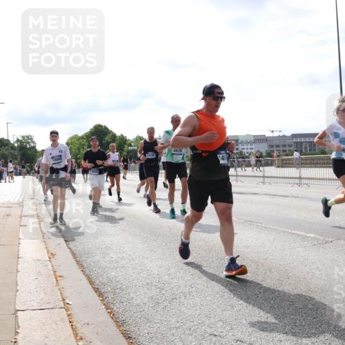 29.06.2025 - hella hamburg halbmarathon Lena Gebhardt http://msf.ph/oto/8400554 29.06.2025 10:16:06 Lombardsbrücke 18800, 12628, 4828, 2436, 9784, 140, 8554, 1156, 1212, 1308, 1599, 1651, 2071, 2076, 2165, 2436, 2803, 2835, 3134, 3167, 3648, 4007, 4492, 4494, 4583, 4637, 4828, 5046, 5294, 5423, 6376, 7753, 7897, 7941, 7942, 8169, 8274, 8554, 8597, 8645, 8746, 8885, 9192, 9601, 9628, 9675, 9784, 9802, 9881, 10107, 10108, 10139, 10141, 10183, 10292, 10608, 10844, 10990, 11113, 11303, 11344, 11345, 11478, 11774, 11783, 11818, 12427, 12469, 13179, 13818, 13951, 14423, 14550 meine-sportfotos.de