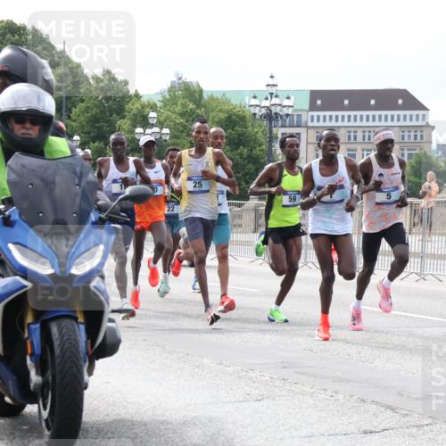 29.06.2025 - hella hamburg halbmarathon Lena Gebhardt http://msf.ph/oto/8400692 29.06.2025 09:31:09 Lombardsbrücke 22, 25, 59 meine-sportfotos.de