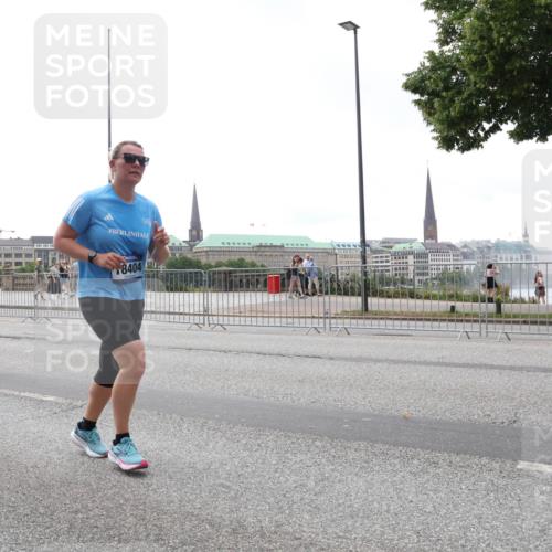 29.06.2025 - hella hamburg halbmarathon Lena Gebhardt http://msf.ph/oto/8401452 29.06.2025 10:50:02 Lombardsbrücke 12124, 8404, 1040, 1041, 1487, 1511, 1888, 2212, 2466, 2862, 2997, 3701, 3710, 3805, 3897, 4090, 4168, 4870, 5076, 5119, 5552, 5694, 5749, 5751, 5997, 6680, 6694, 6830, 7305, 7339, 7366, 7679, 7721, 7722, 7755, 8065, 8254, 9015, 9162, 9605, 9940, 10060, 10286, 10403, 10617, 10683, 10704, 11030, 11426, 11716, 11760, 12079, 12124, 12388, 13127, 13128, 13309, 13381, 13744, 13764, 13846, 14144, 14505, 14545, 14692, 14940, 15626 meine-sportfotos.de