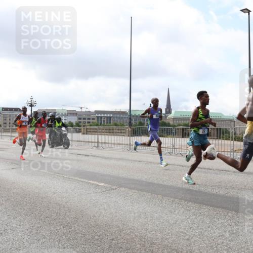 29.06.2025 - hella hamburg halbmarathon Lena Gebhardt http://msf.ph/oto/8401596 29.06.2025 09:31:11 Lombardsbrücke 22 meine-sportfotos.de