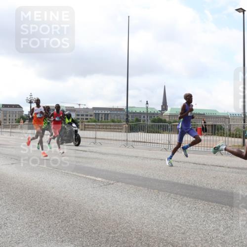 29.06.2025 - hella hamburg halbmarathon Lena Gebhardt http://msf.ph/oto/8401725 29.06.2025 09:31:12 Lombardsbrücke 1, 5, 7, 10, 11, 16, 23, 25, 59 meine-sportfotos.de