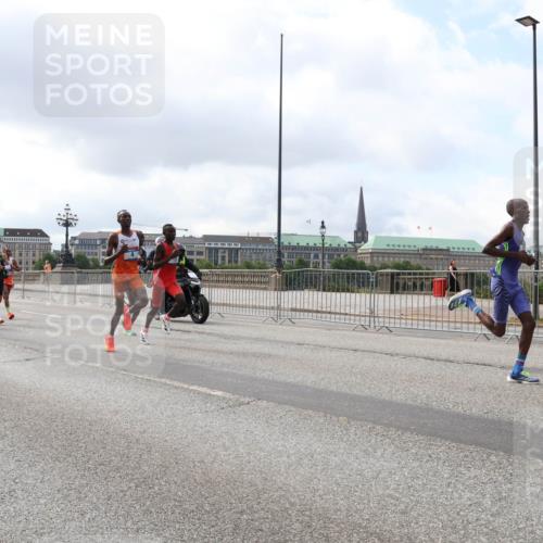 29.06.2025 - hella hamburg halbmarathon Lena Gebhardt http://msf.ph/oto/8401851 29.06.2025 09:31:12 Lombardsbrücke 1, 5, 7, 10, 11, 16, 23, 25, 59 meine-sportfotos.de