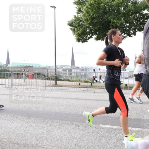 29.06.2025 - hella hamburg halbmarathon Lena Gebhardt http://msf.ph/oto/8402038 29.06.2025 10:23:53 Lombardsbrücke 4990, 1048, 1304, 1389, 1444, 1545, 2125, 2489, 3013, 3185, 3579, 4122, 4391, 4597, 4646, 4990, 4993, 5039, 5055, 5160, 5258, 5260, 5358, 5406, 5661, 5954, 6747, 7013, 7029, 7426, 8031, 8141, 8149, 8181, 8502, 8676, 8717, 9217, 9603, 9715, 10649, 11044, 11300, 11306, 11347, 11415, 11454, 11793, 12874, 13149, 14510, 14512, 14521, 15709, 15739, 15853, 16185, 16251, 17199 meine-sportfotos.de